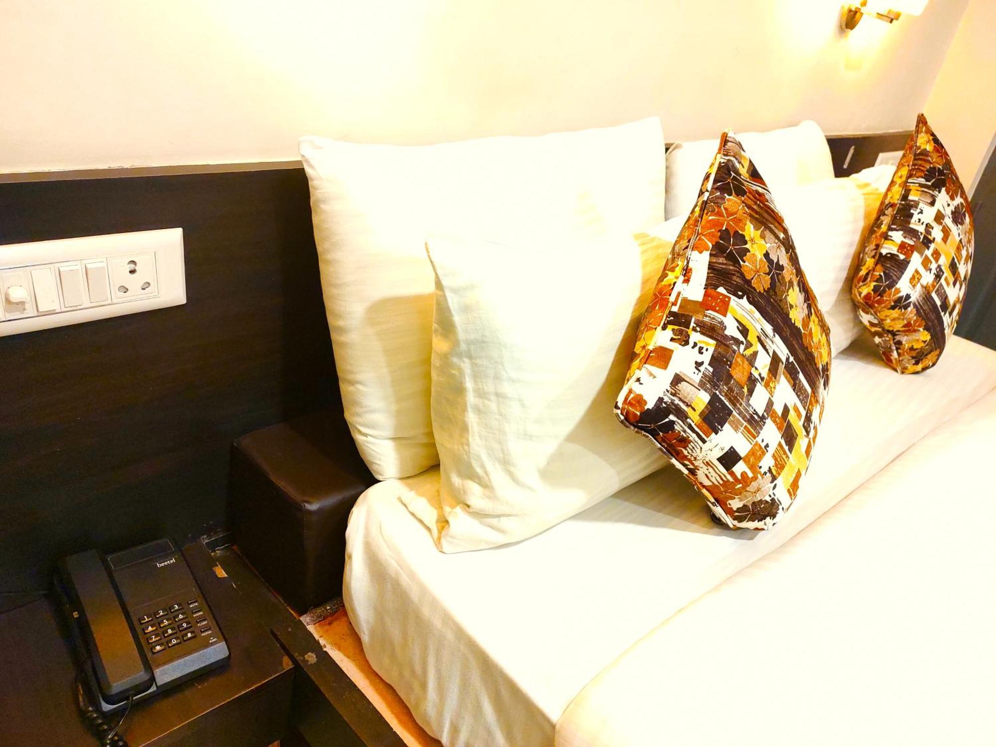 Athasri Hotel Hsr Layout Bangalore Extérieur photo
